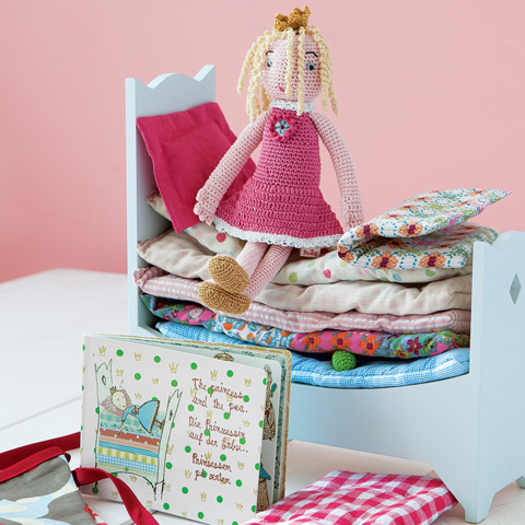 princess and the pea doll and bed