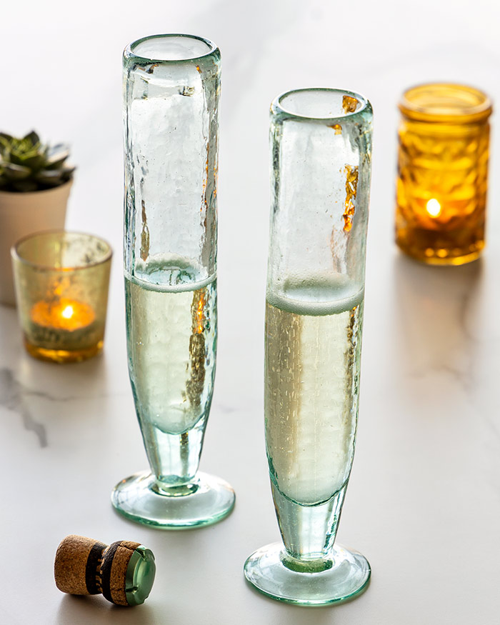 https://www.oliveandcocoa.com/images/uploads/7549-Delancy-Champagne-Flutes-ALT-01_P.jpg